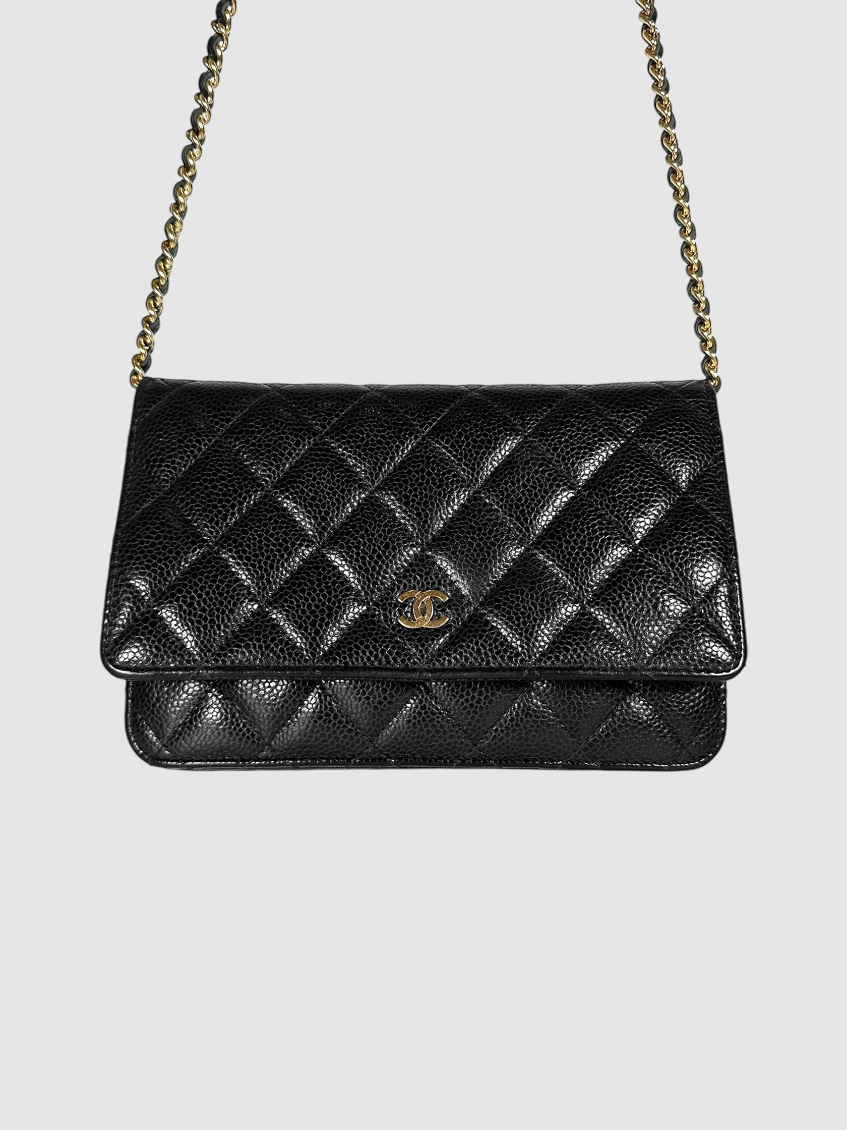 Quilted Classic Wallet on Chain