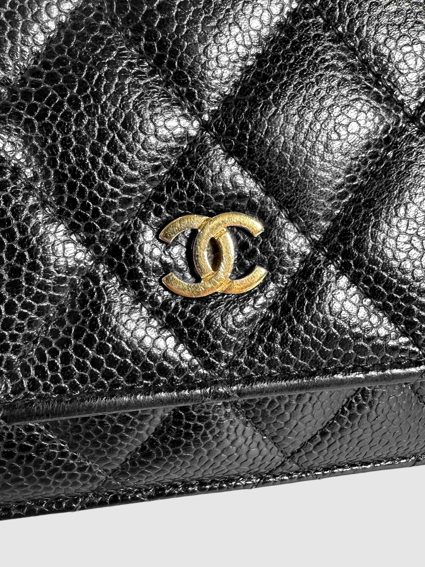 Quilted Classic Wallet on Chain
