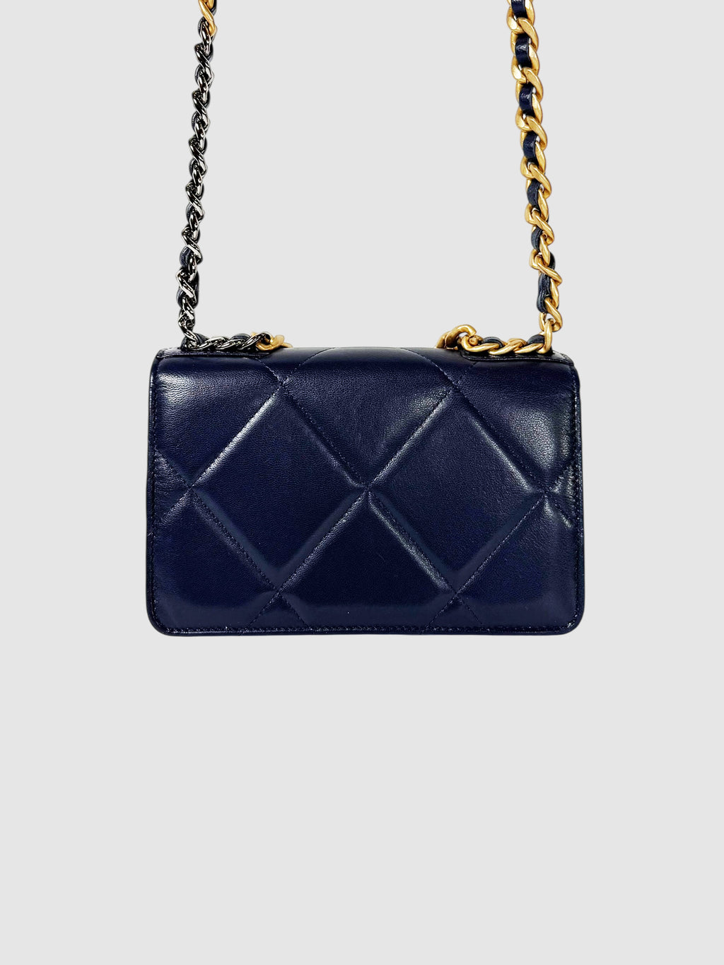 19 Wallet on Chain