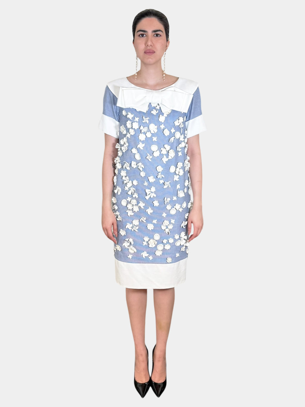 Chanel 2013 Blue and White Textured Floral Applique Knee-Length Dress with Large Bow on Front, Size 38 Luxury Designer Resale Consignment Vintage Toronto