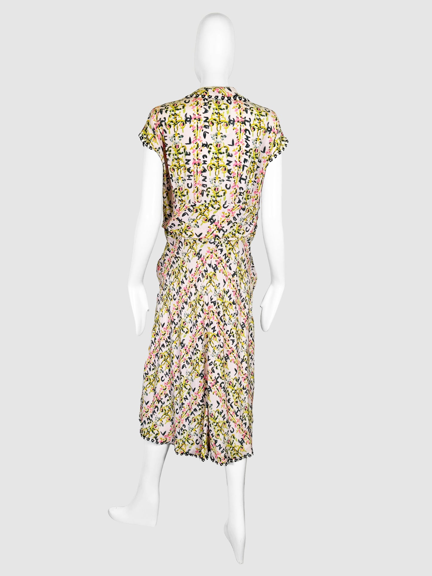 Floral Logo Print Button-Up Midi Dress - Size 40