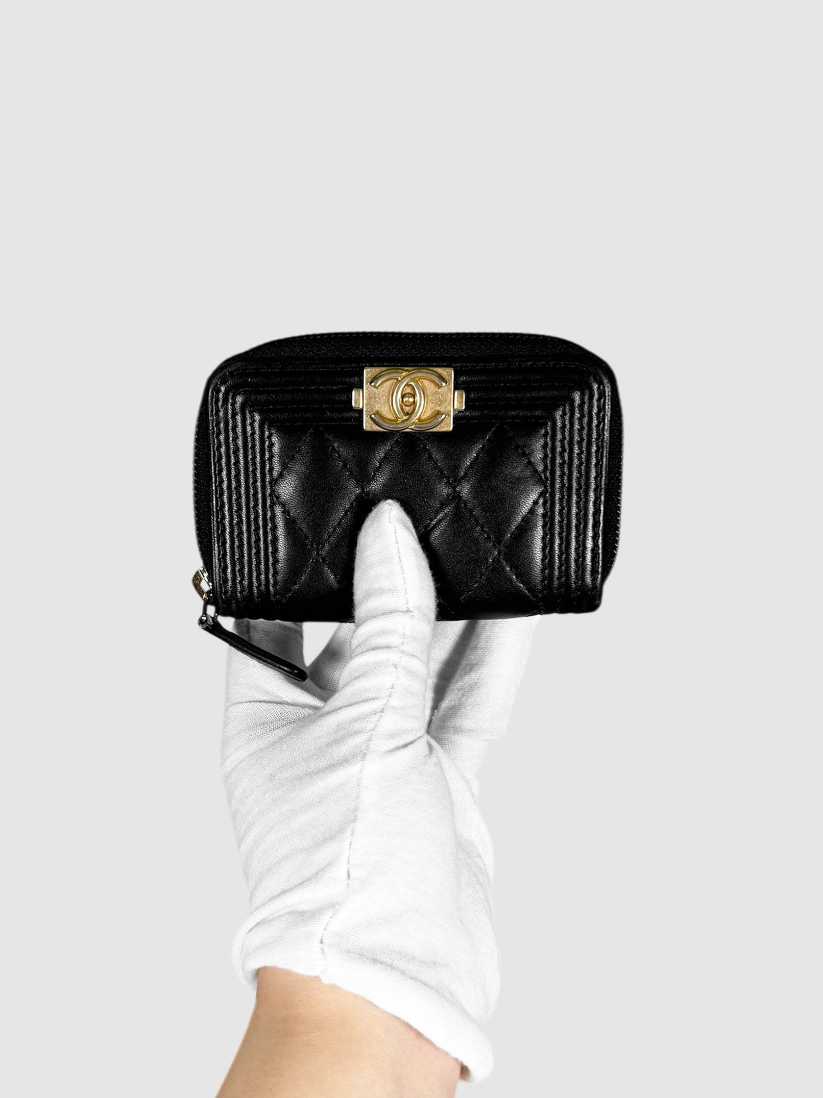 Chanel Black 2019 Quilted Lambskin Leather Boy Coin Pouch Purse Luxury Designer Resale Consignment Toronto