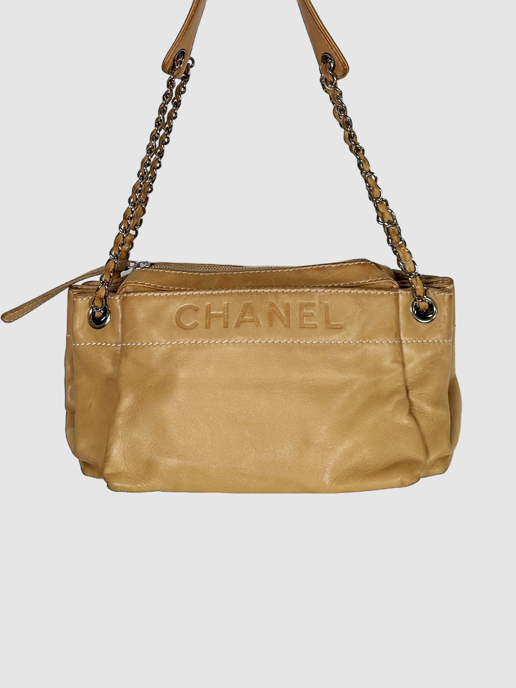 Chanel Beige Lambskin Rock 'n Chic Accordion Bag with Leather and Chainlink Handles Consignment Secondhand Designer Luxury Resale Toronto Trendy