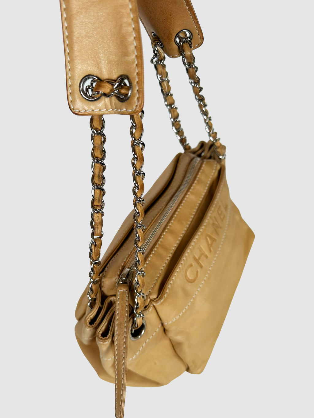 Chanel Beige Lambskin Rock 'n Chic Accordion Bag with Leather and Chainlink Handles Consignment Secondhand Designer Luxury Resale Toronto Trendy