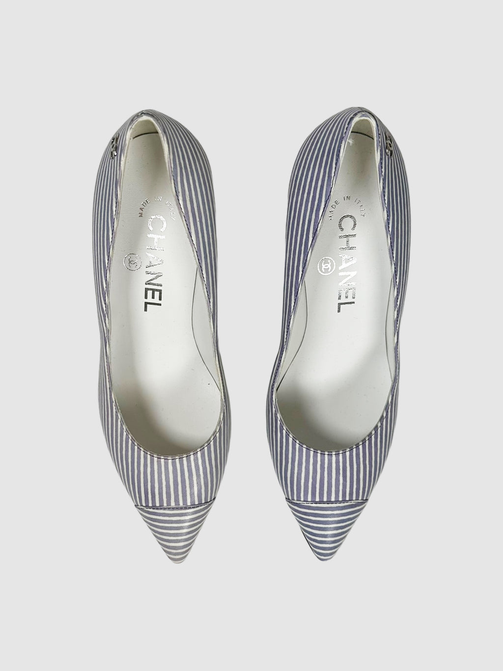 2014 Interlocking CC Logo Pumps - Size 35