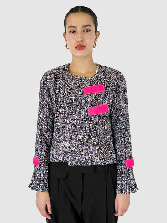 Chanel Multicolour 2017 Fantasy Tweed Jacket with Pink Velcro Patch Accents - Size 38 Luxury Designer Resale Consignment Toronto