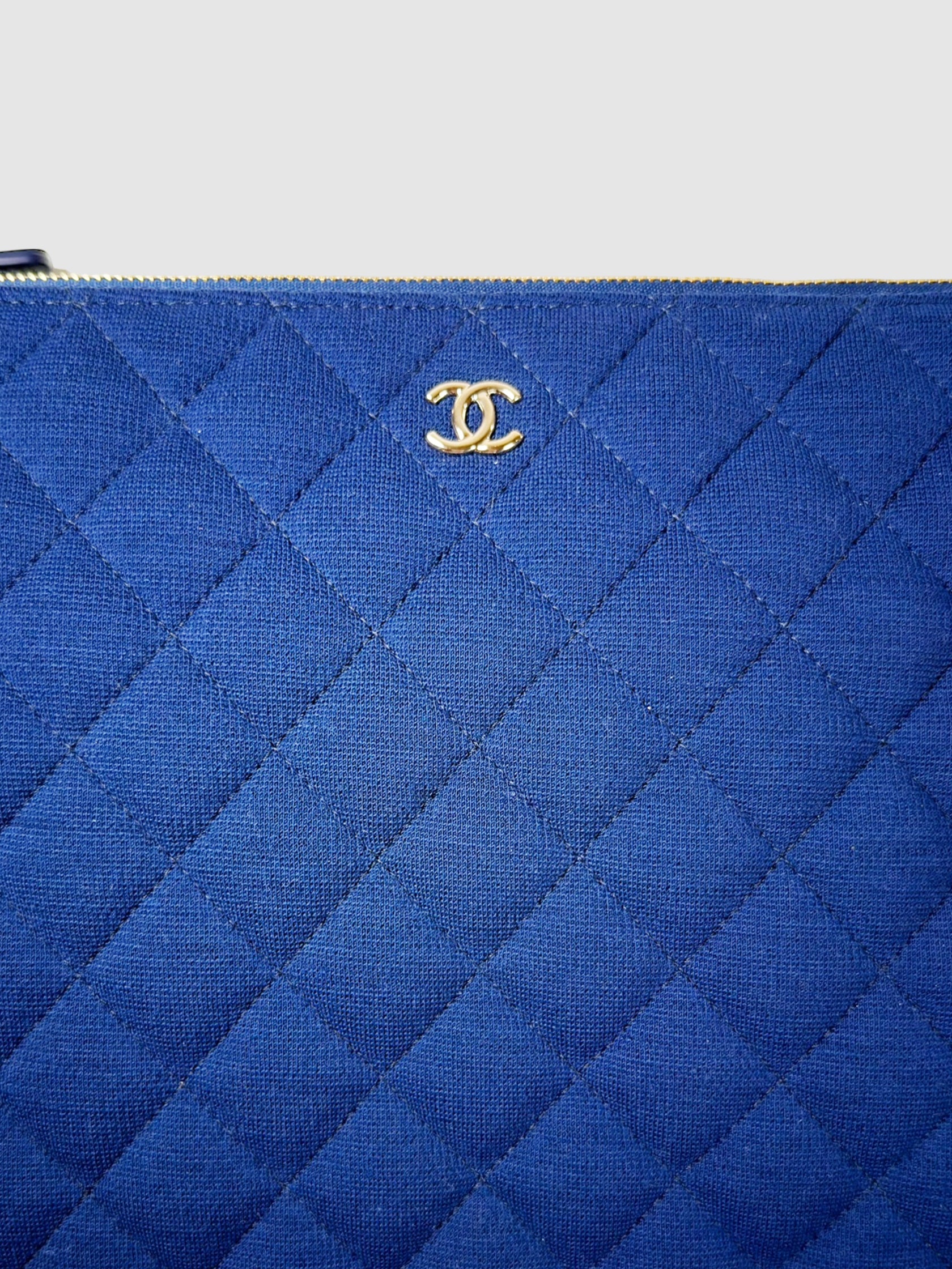 Medium Jersey O Clutch