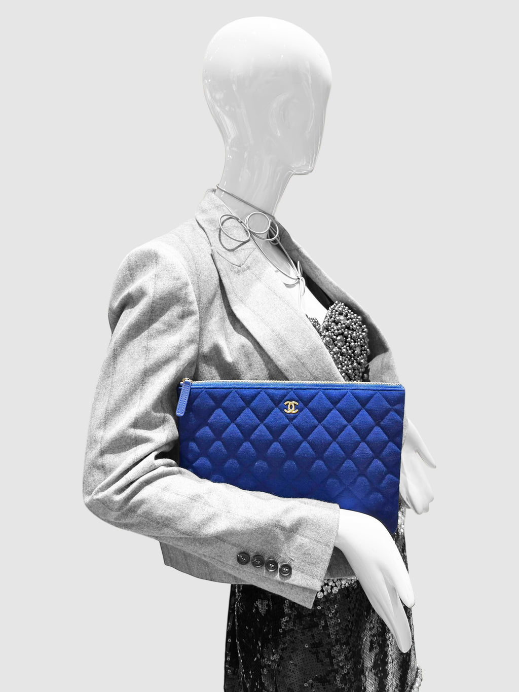 Medium Jersey O Clutch