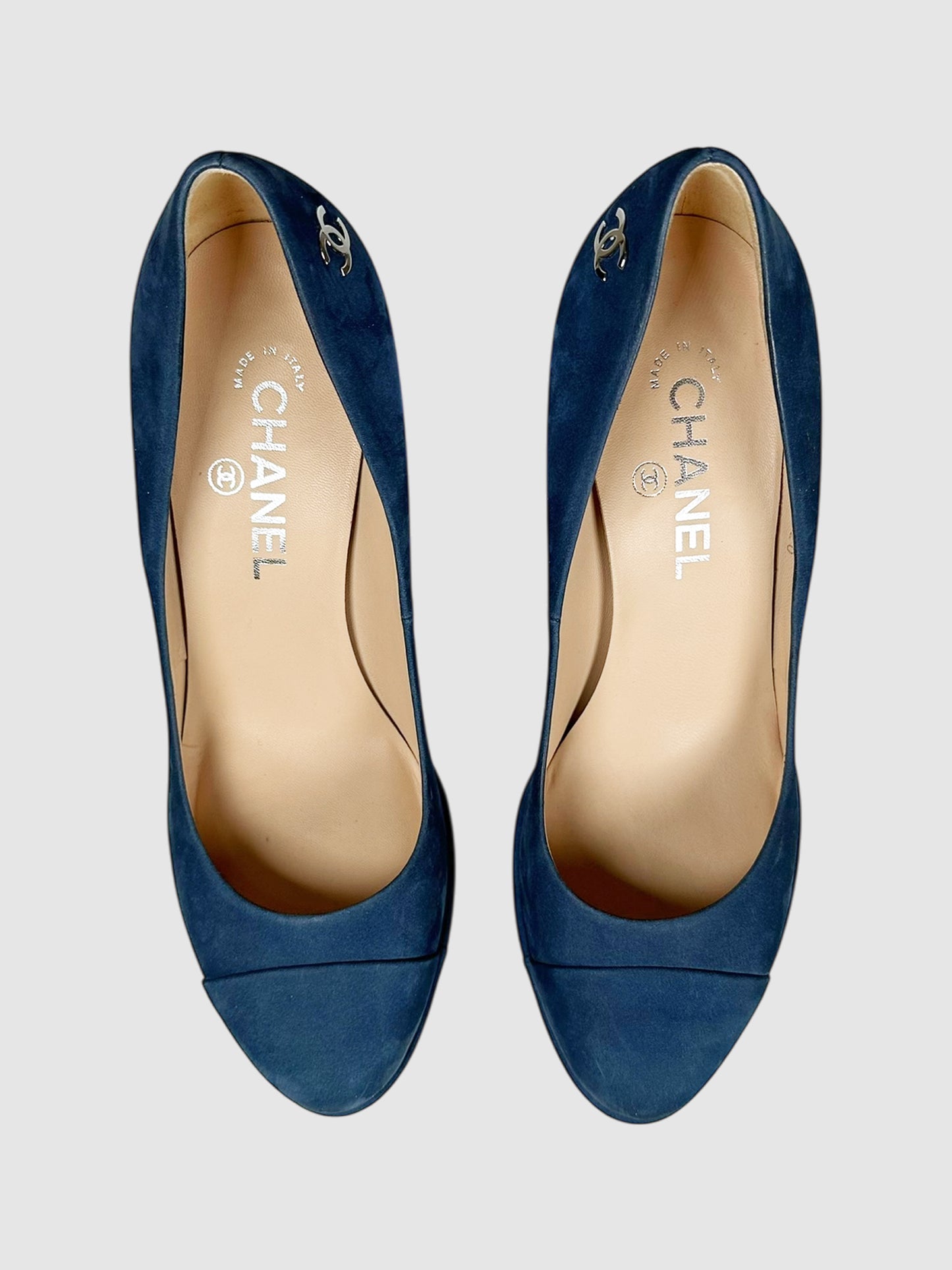 2012 CC Logo Suede Platform Pumps - Size 39.5