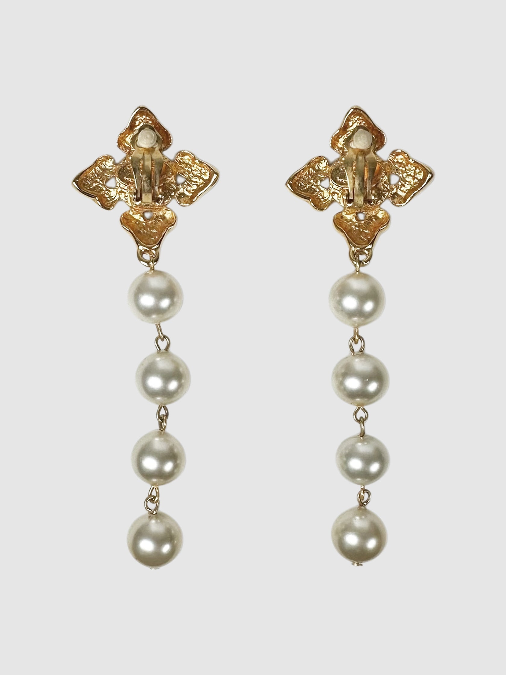 1980s Faux Pearl Clip-On Earrings