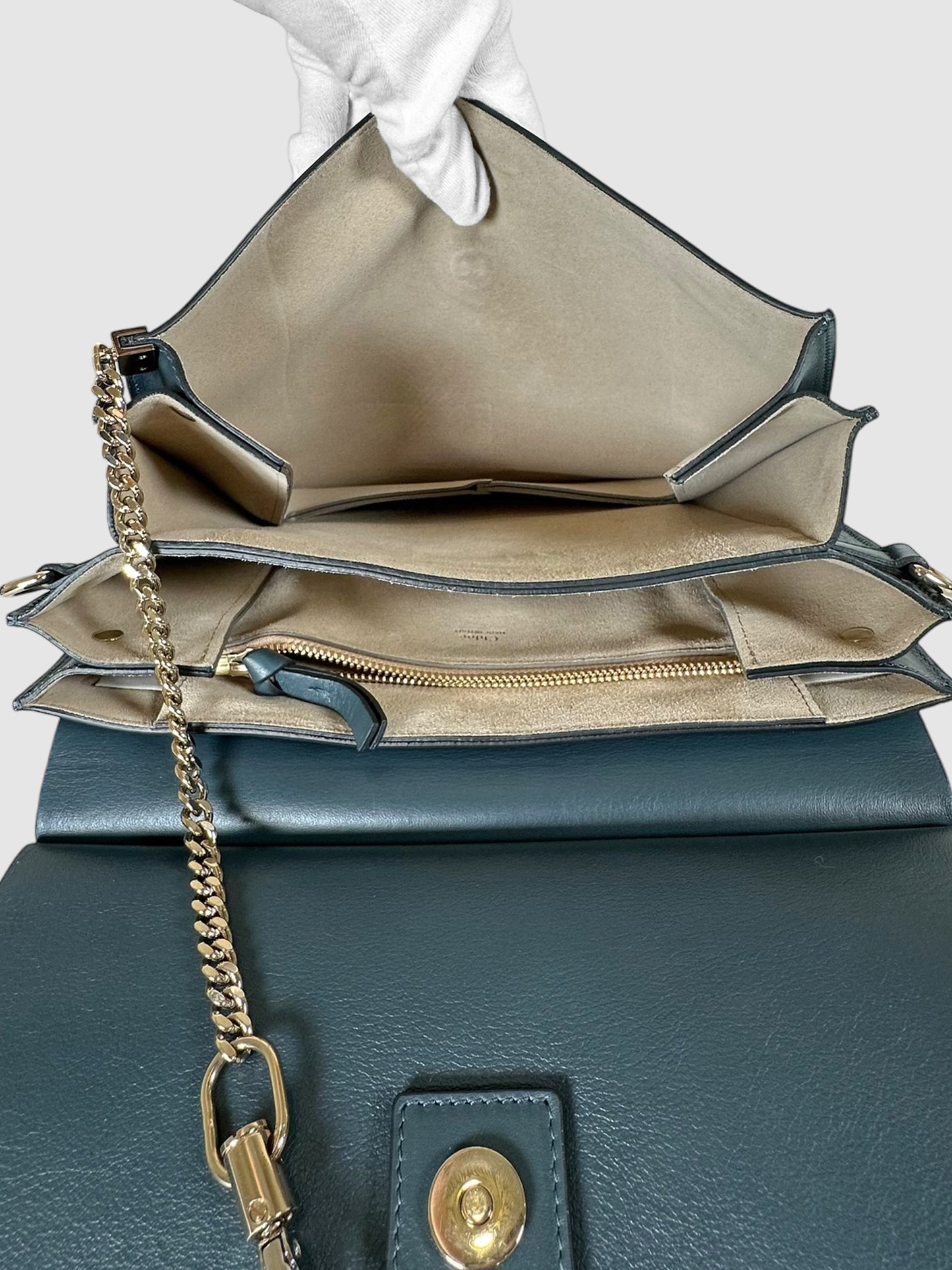 Medium Faye Shoulder Bag