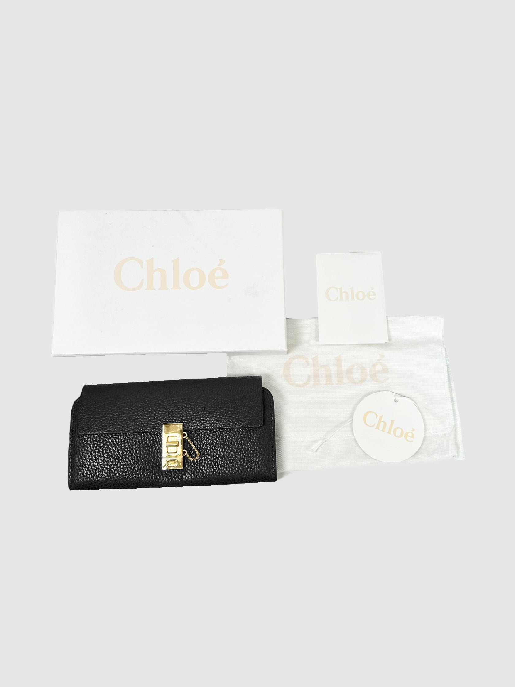 Chloé Black Leather Drew Zip-Around Wallet Consignment Secondhand Designer Luxury Resale Toronto Trendy