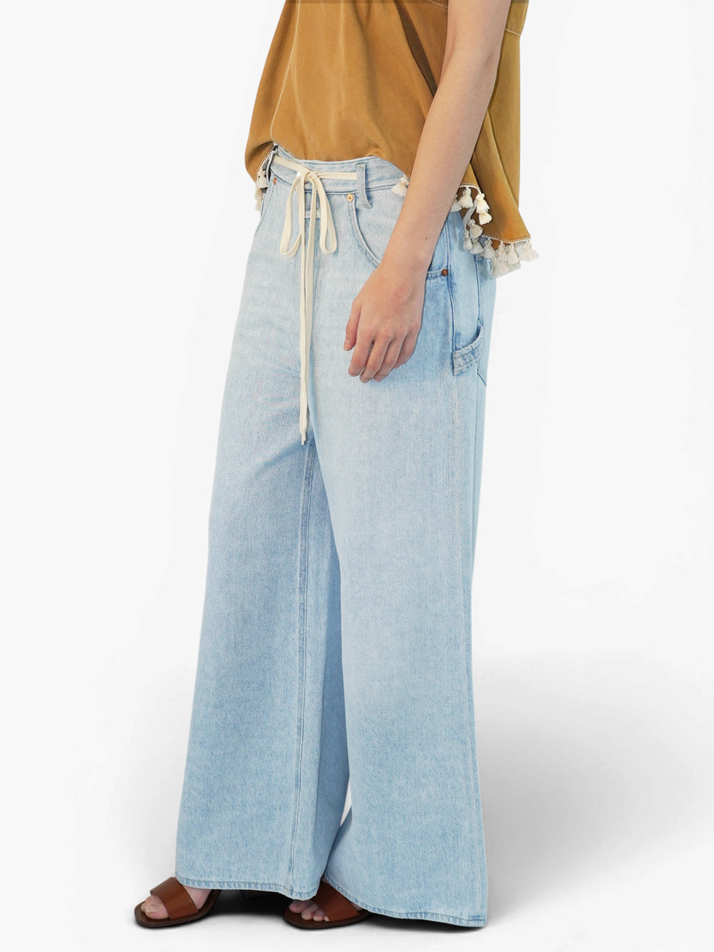 Morus Wide Leg Jeans
