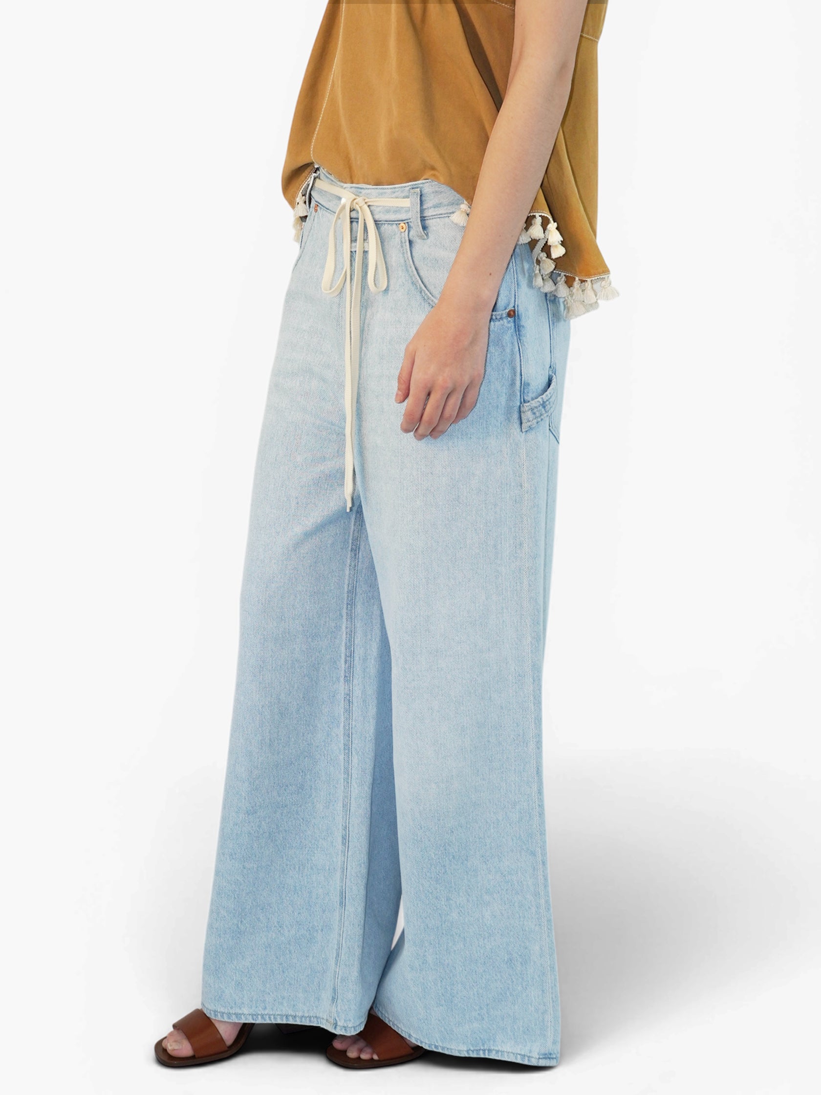 Morus Wide Leg Jeans