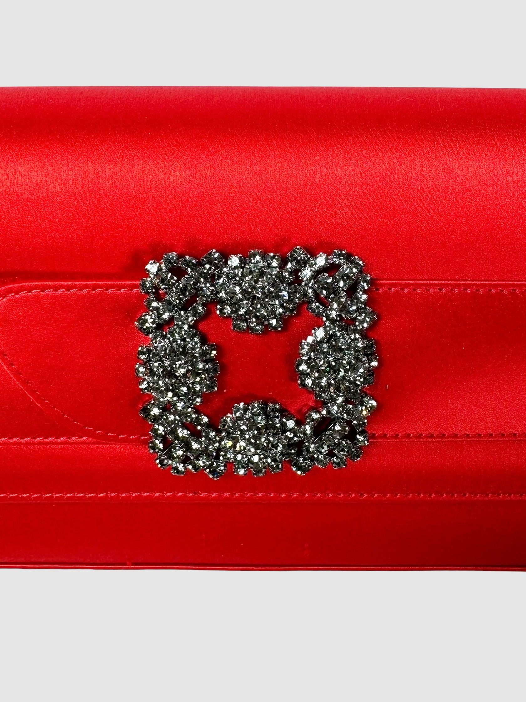 Gothisi Satin Clutch