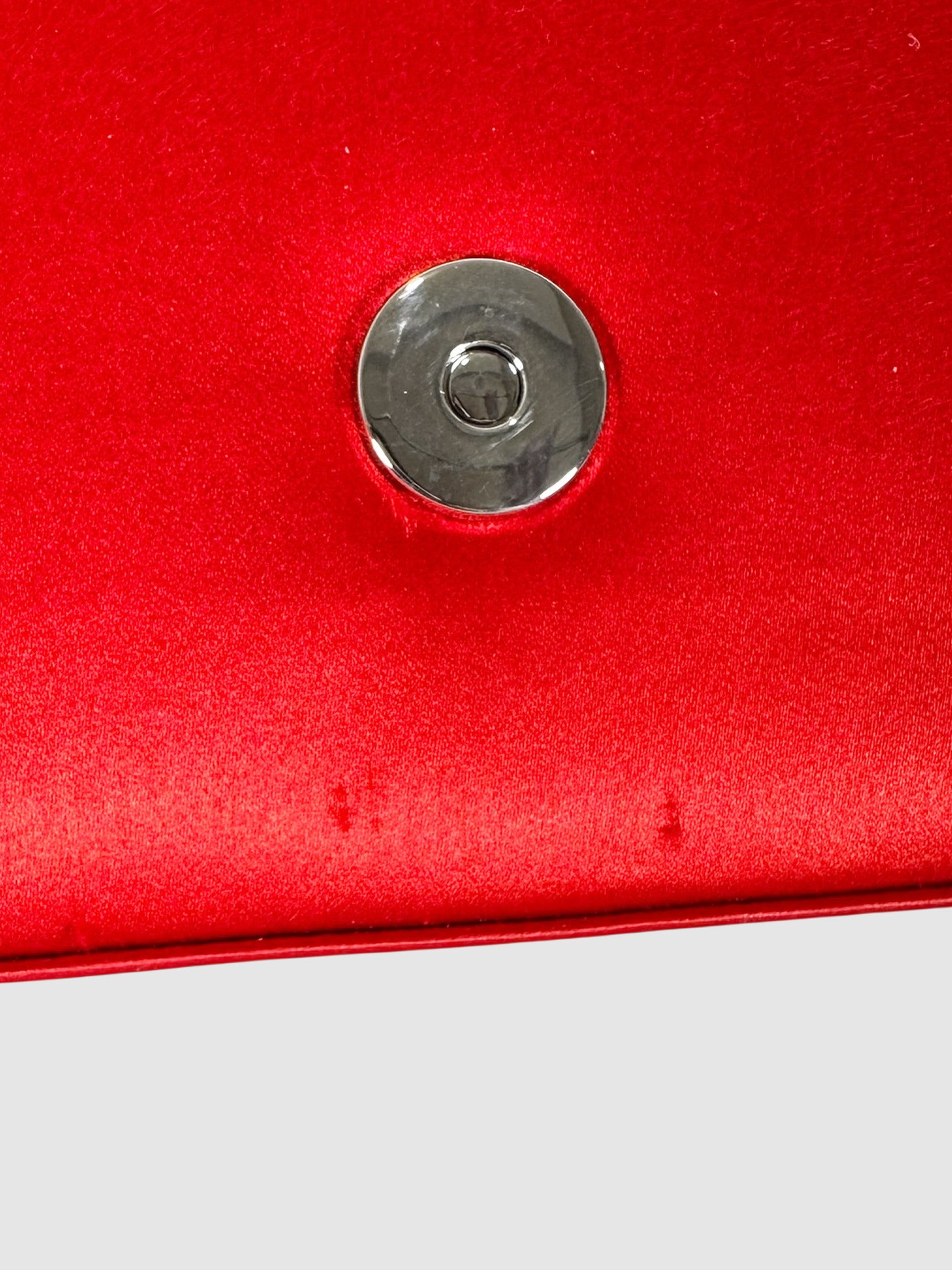 Gothisi Satin Clutch