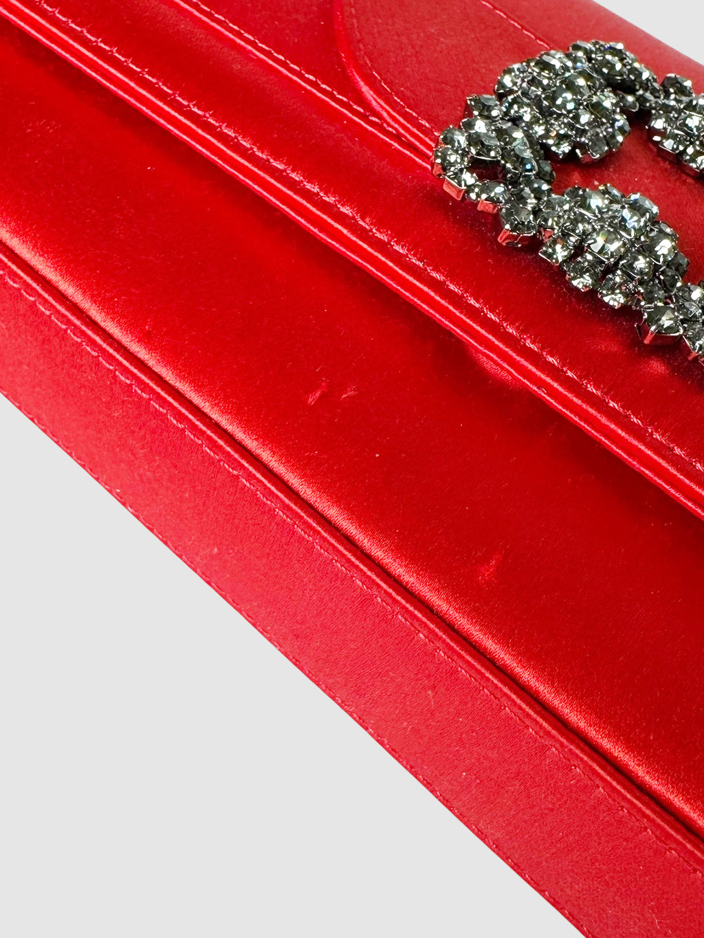 Gothisi Satin Clutch