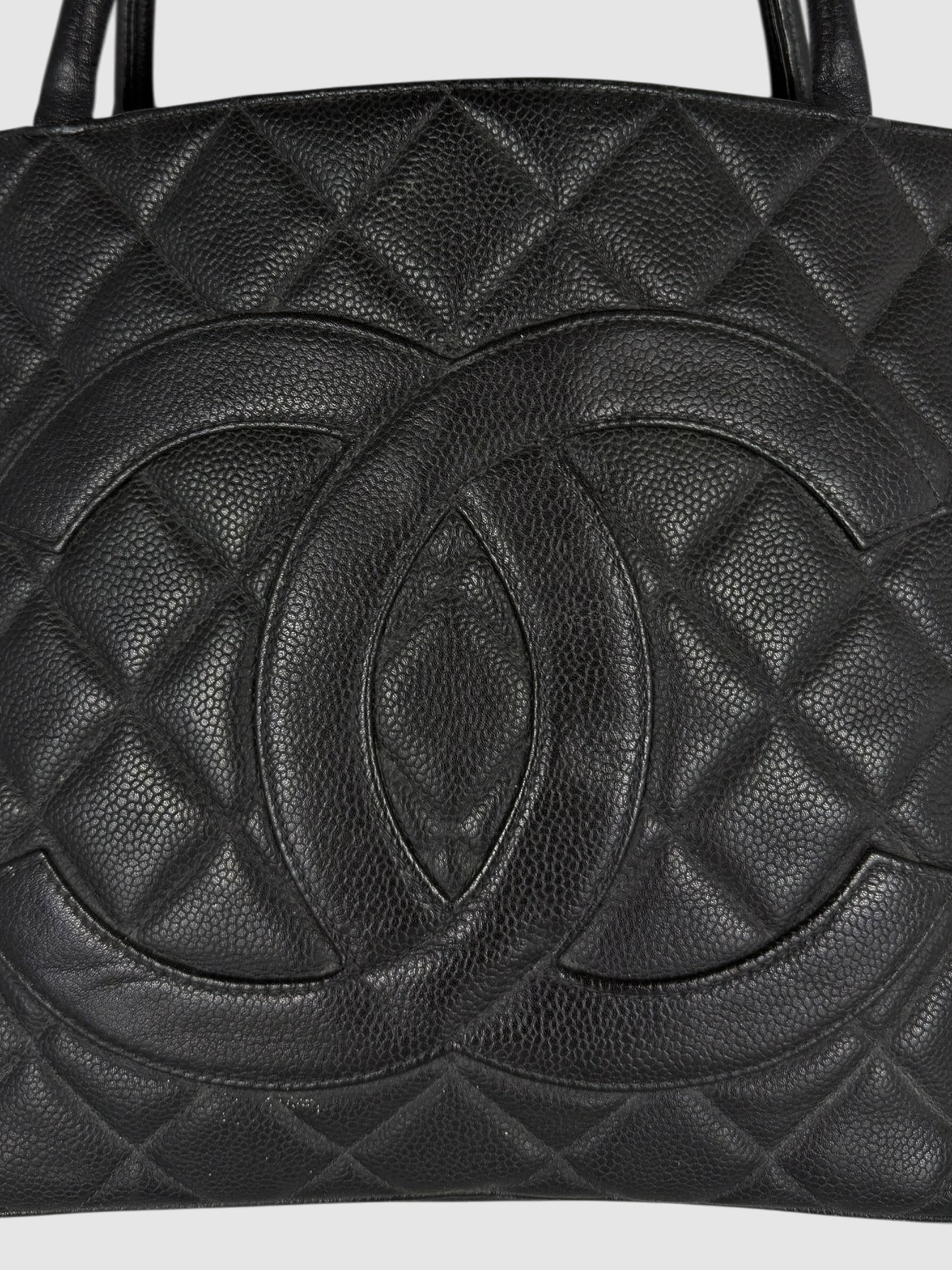 Medallion Shoulder Bag