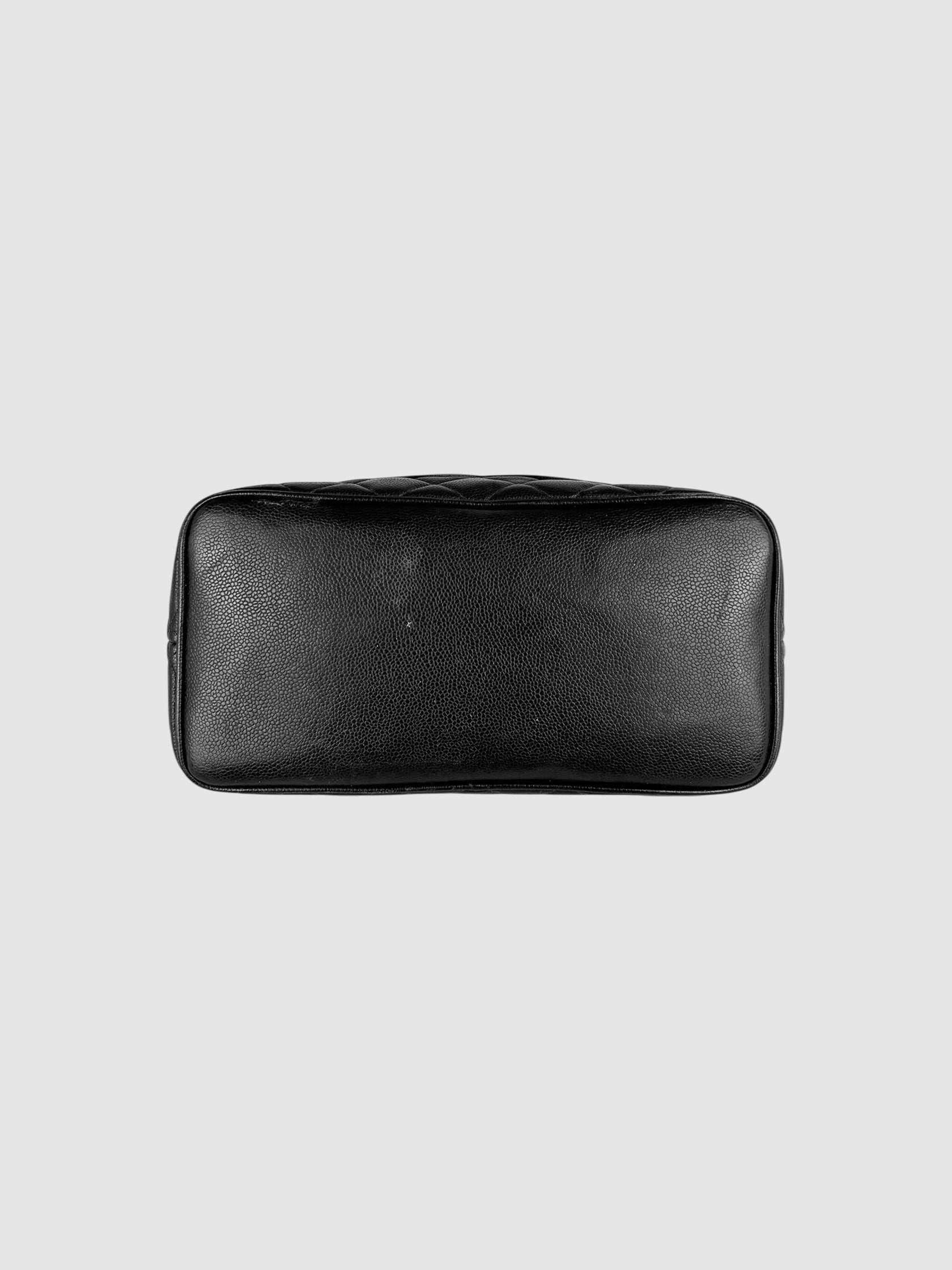 Medallion Shoulder Bag
