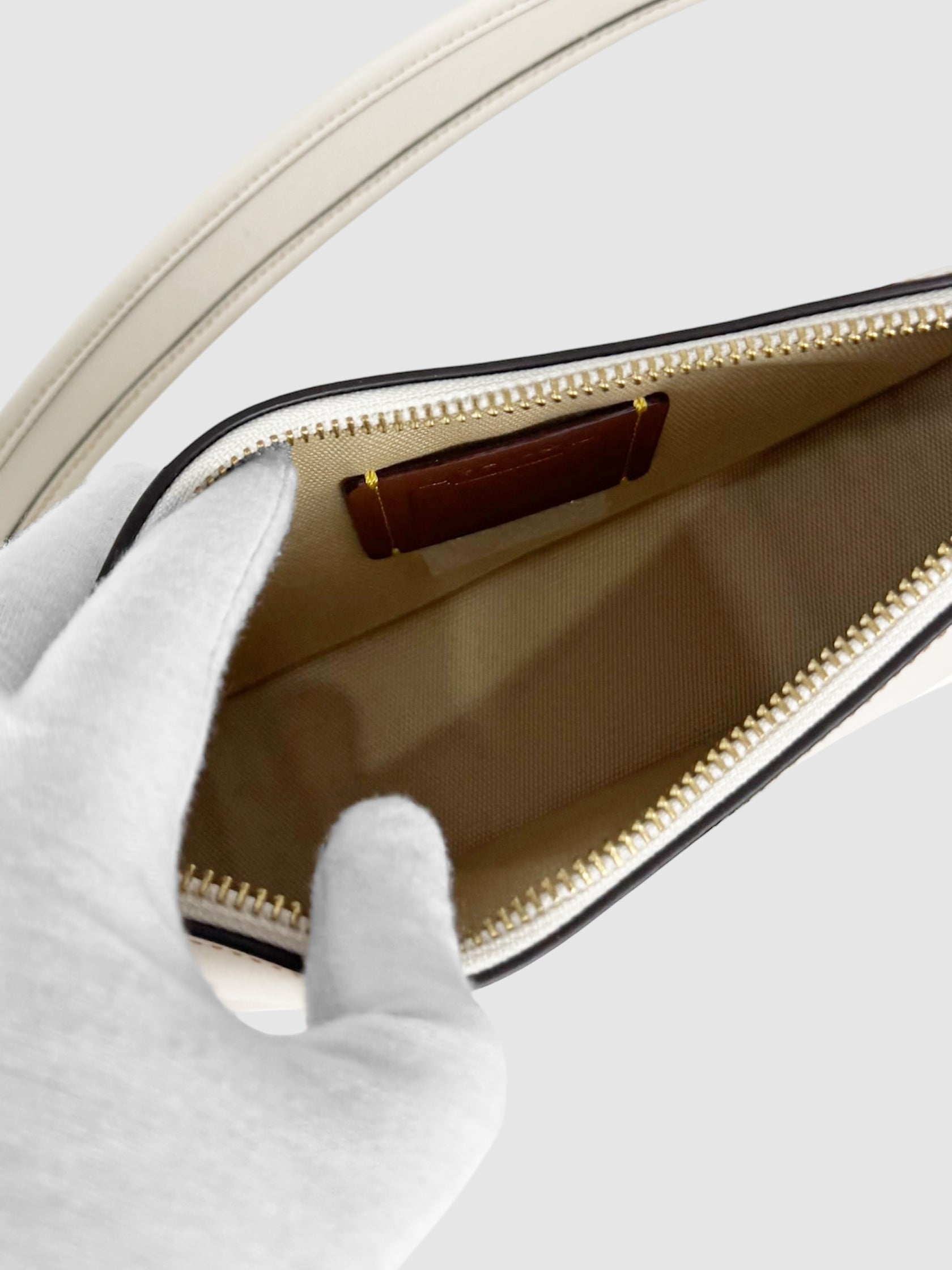 Swinger Shoulder Bag