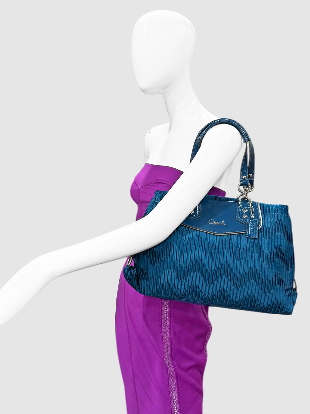 Ashley Carryall Bag