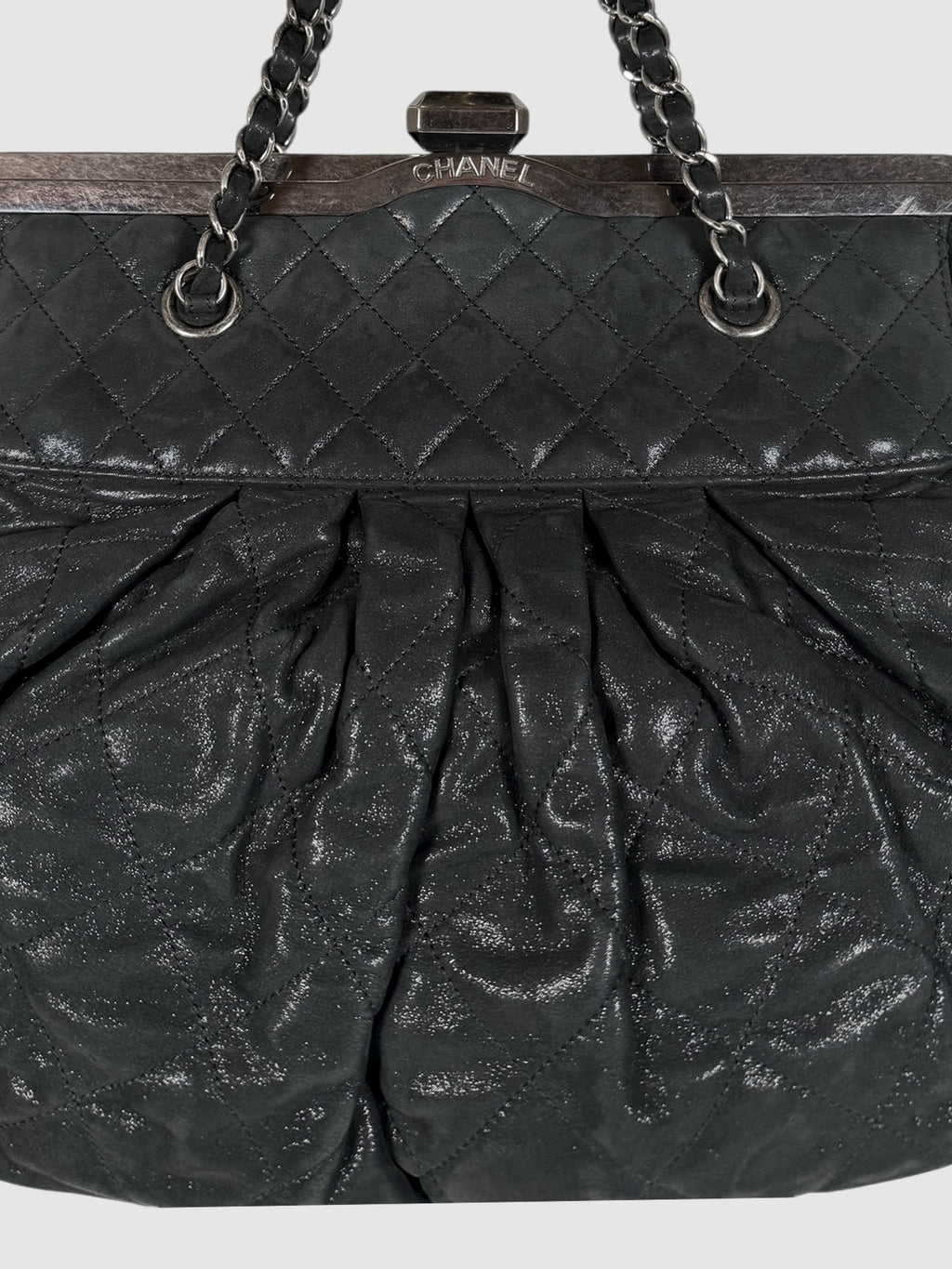 Chic Quilt Frame Bag