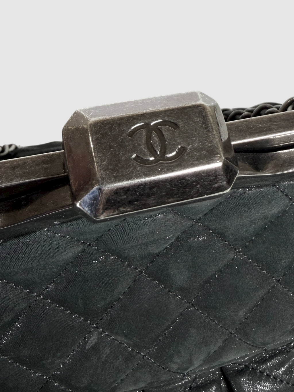 Chic Quilt Frame Bag