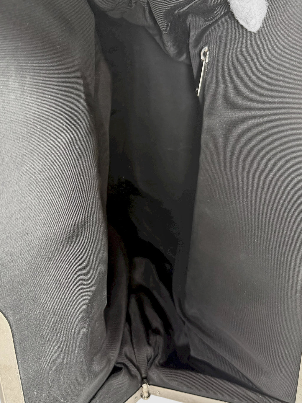 Chic Quilt Frame Bag