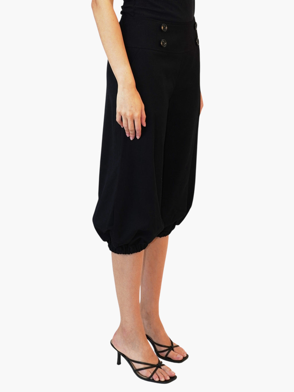 Bloomer Capri Pants