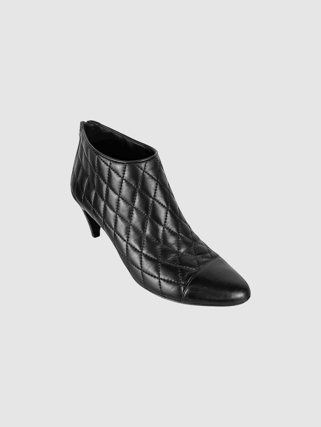 Cap Toe Quilted Boots