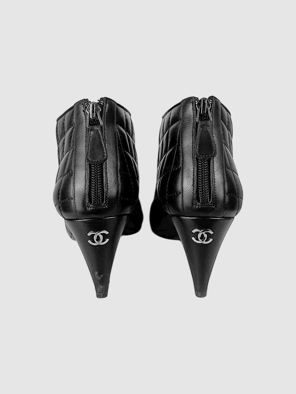 Cap Toe Quilted Boots