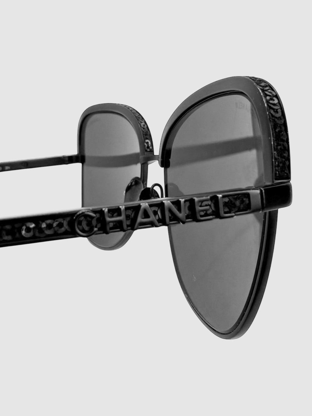 Sequinned Tinted Sunglasses