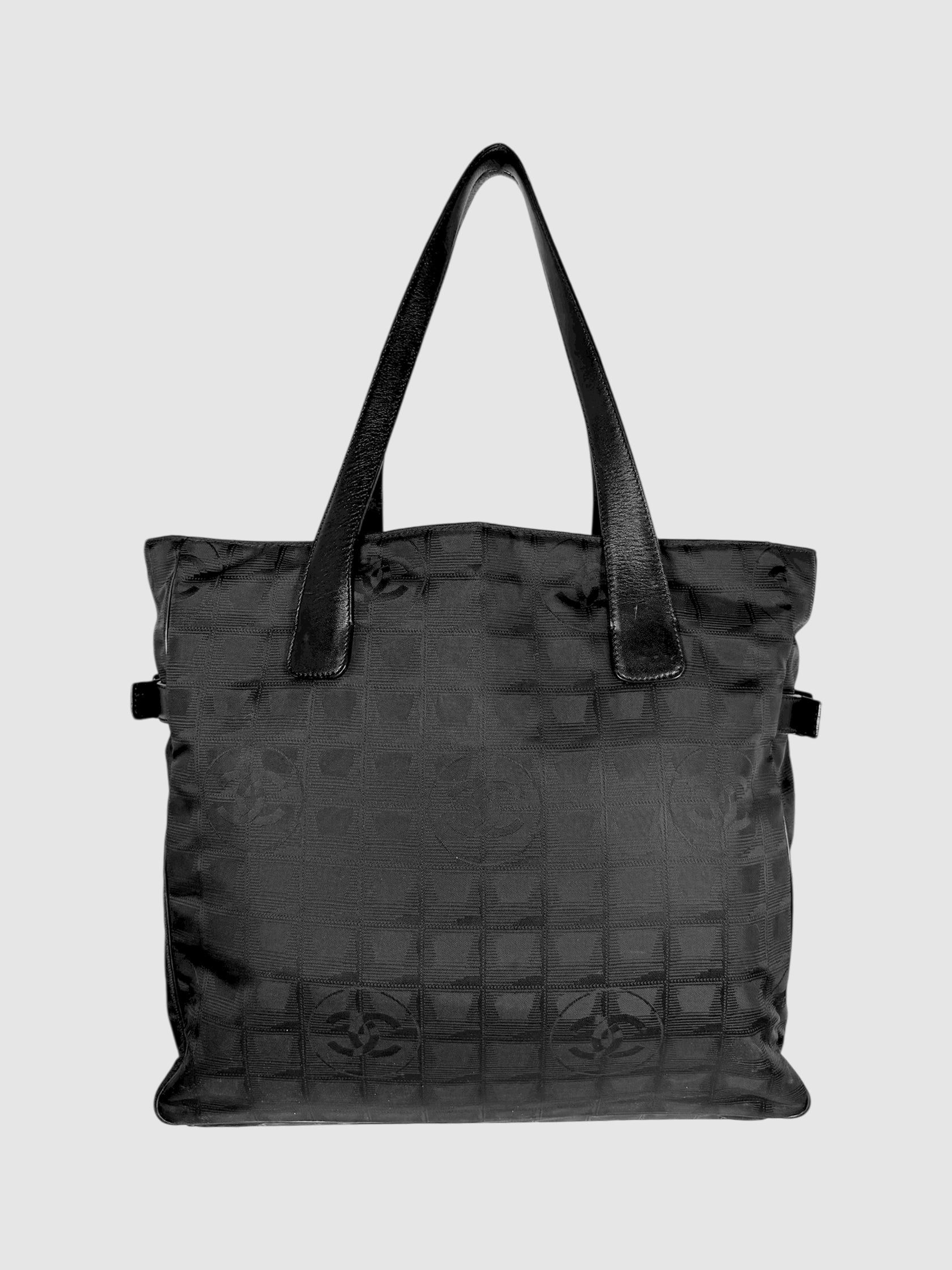 New Travel Line Tote