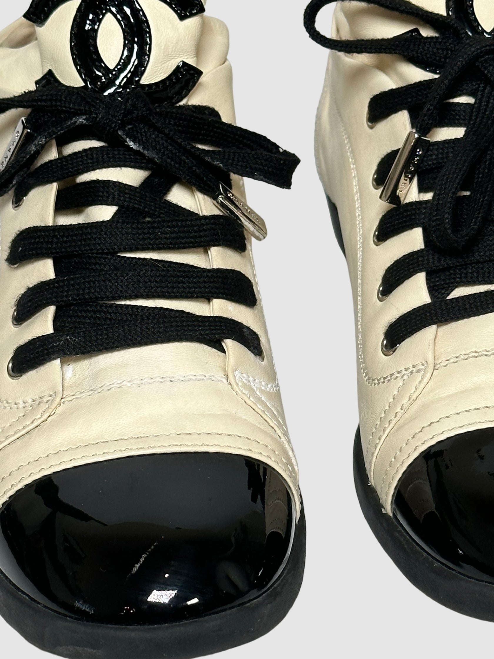 CC Logo Colourblock Sneakers - Size 40