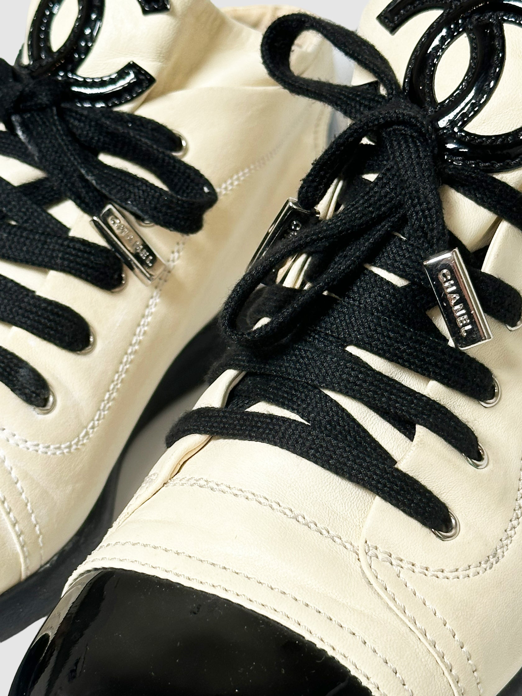 CC Logo Colourblock Sneakers - Size 40