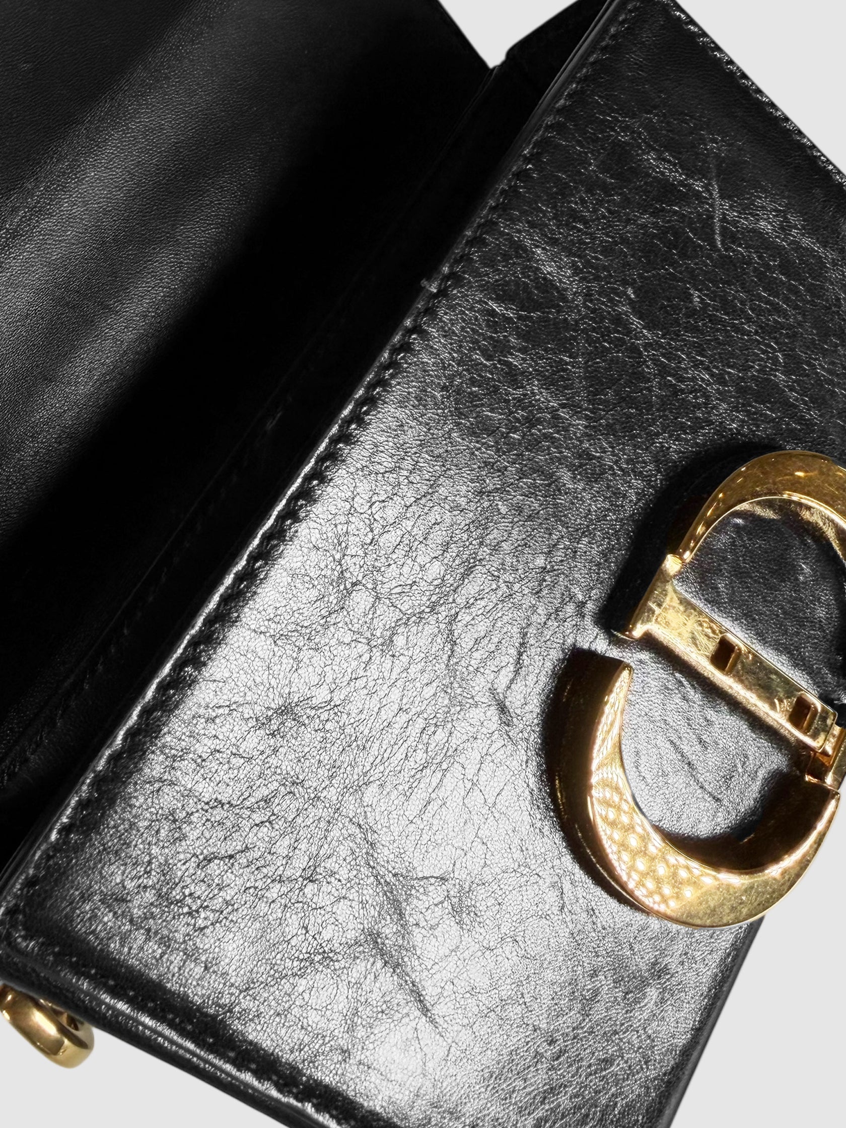 30 Montaigne Box Bag