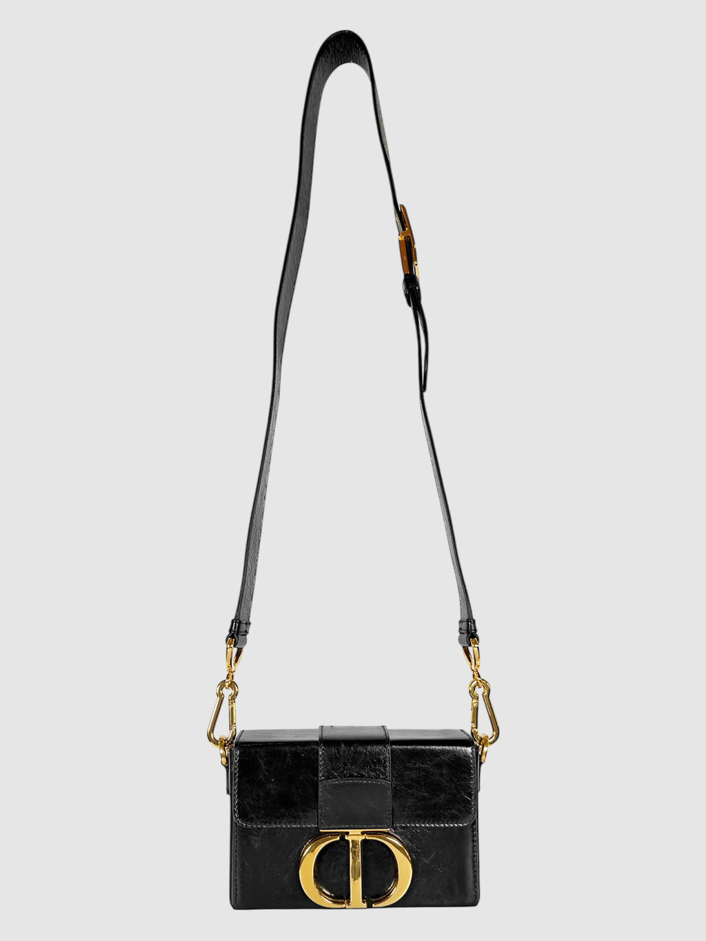 30 Montaigne Box Bag