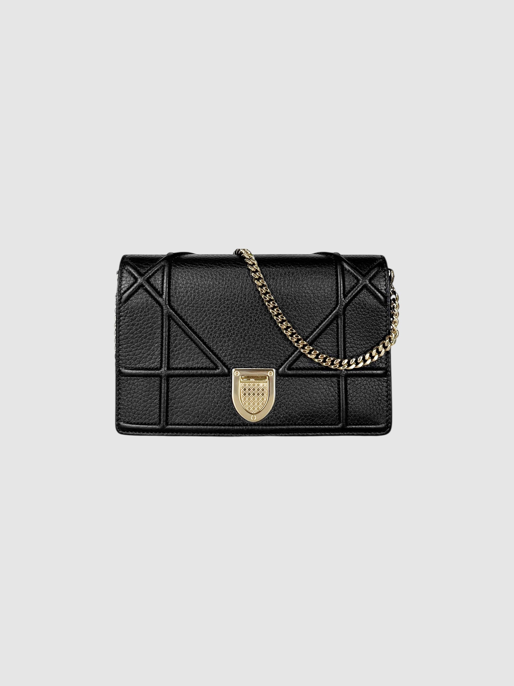 Diorama Wallet on Chain