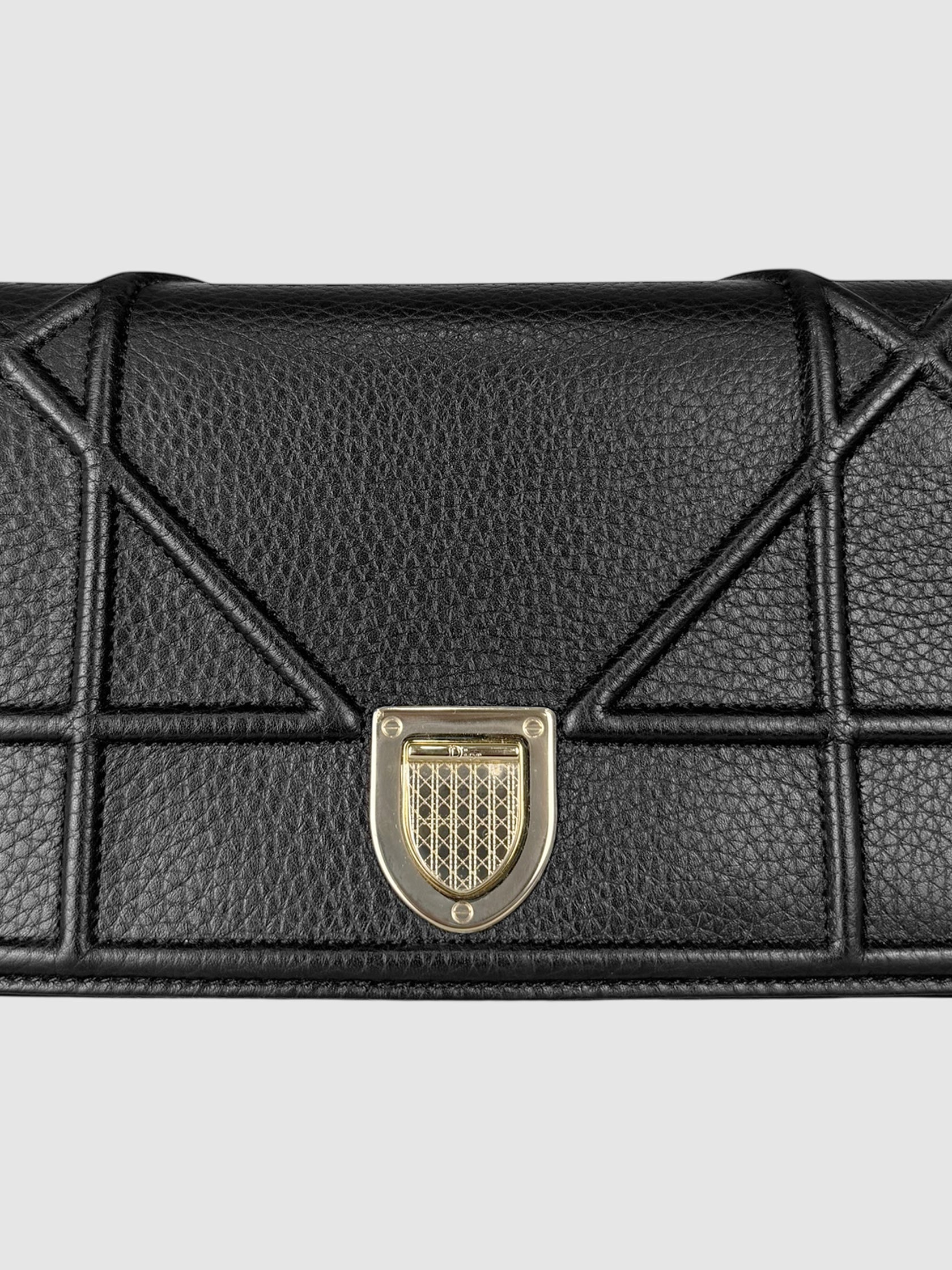 Diorama Wallet on Chain