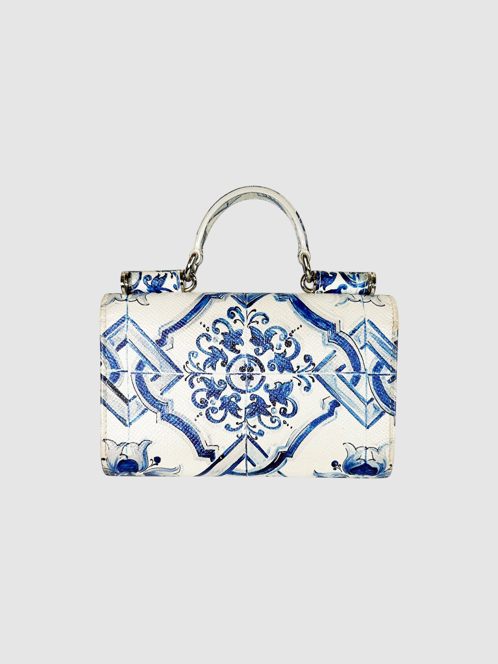 Majolica Miss Sicily Von Wallet on Chain