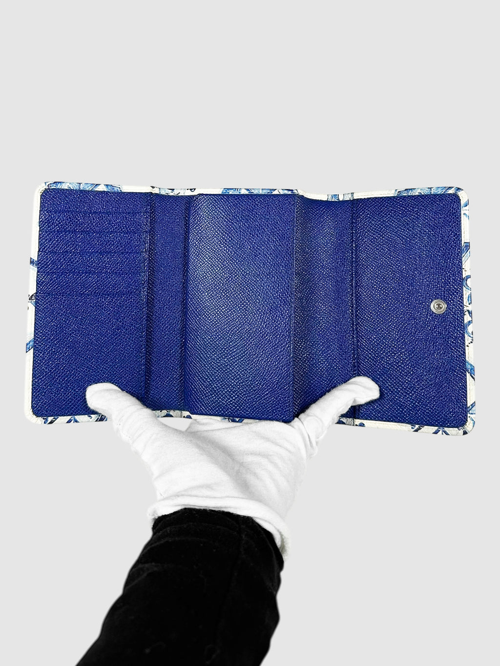 Majolica Miss Sicily Von Wallet on Chain