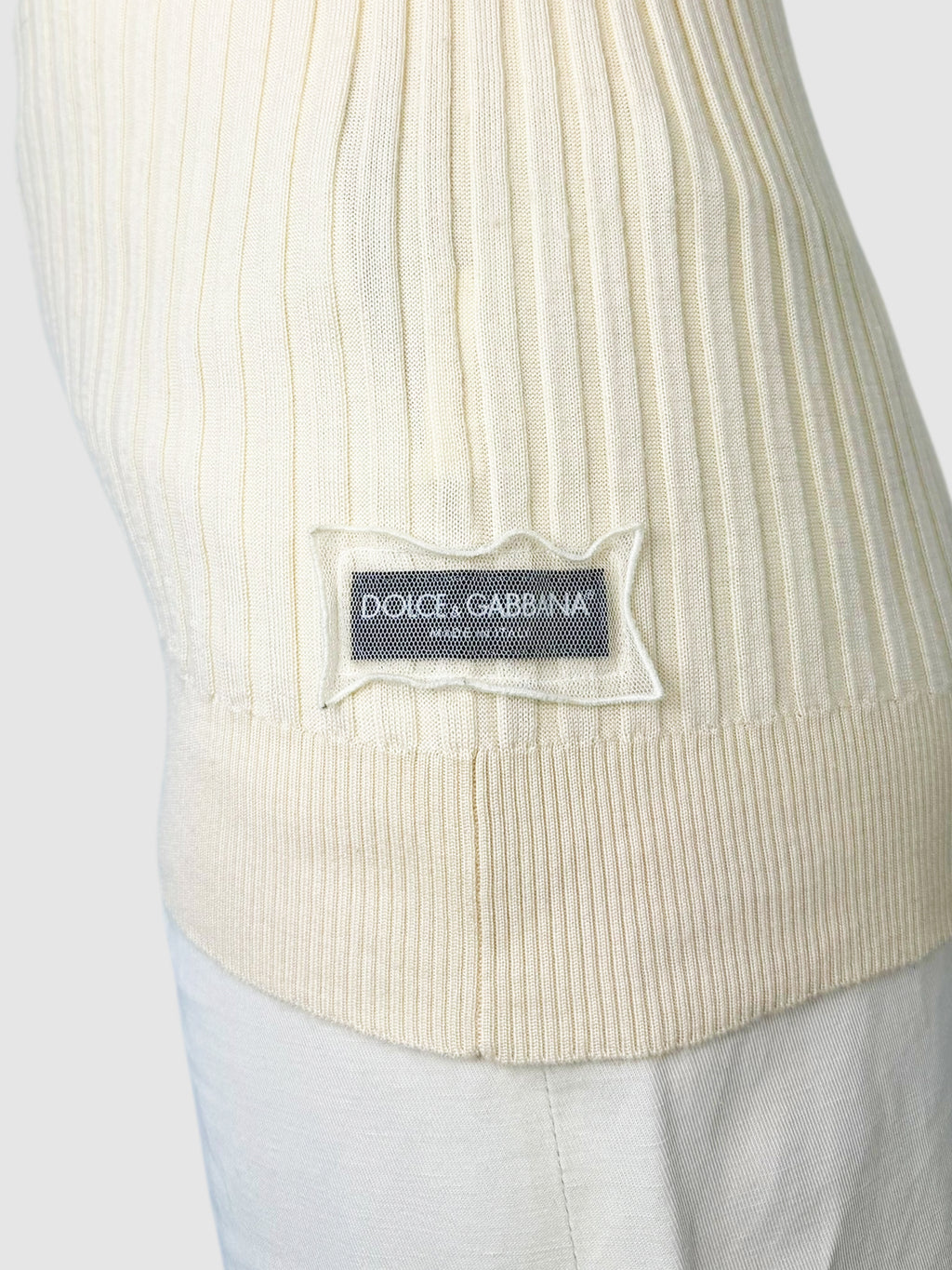 Ribbed Sleeveless Top