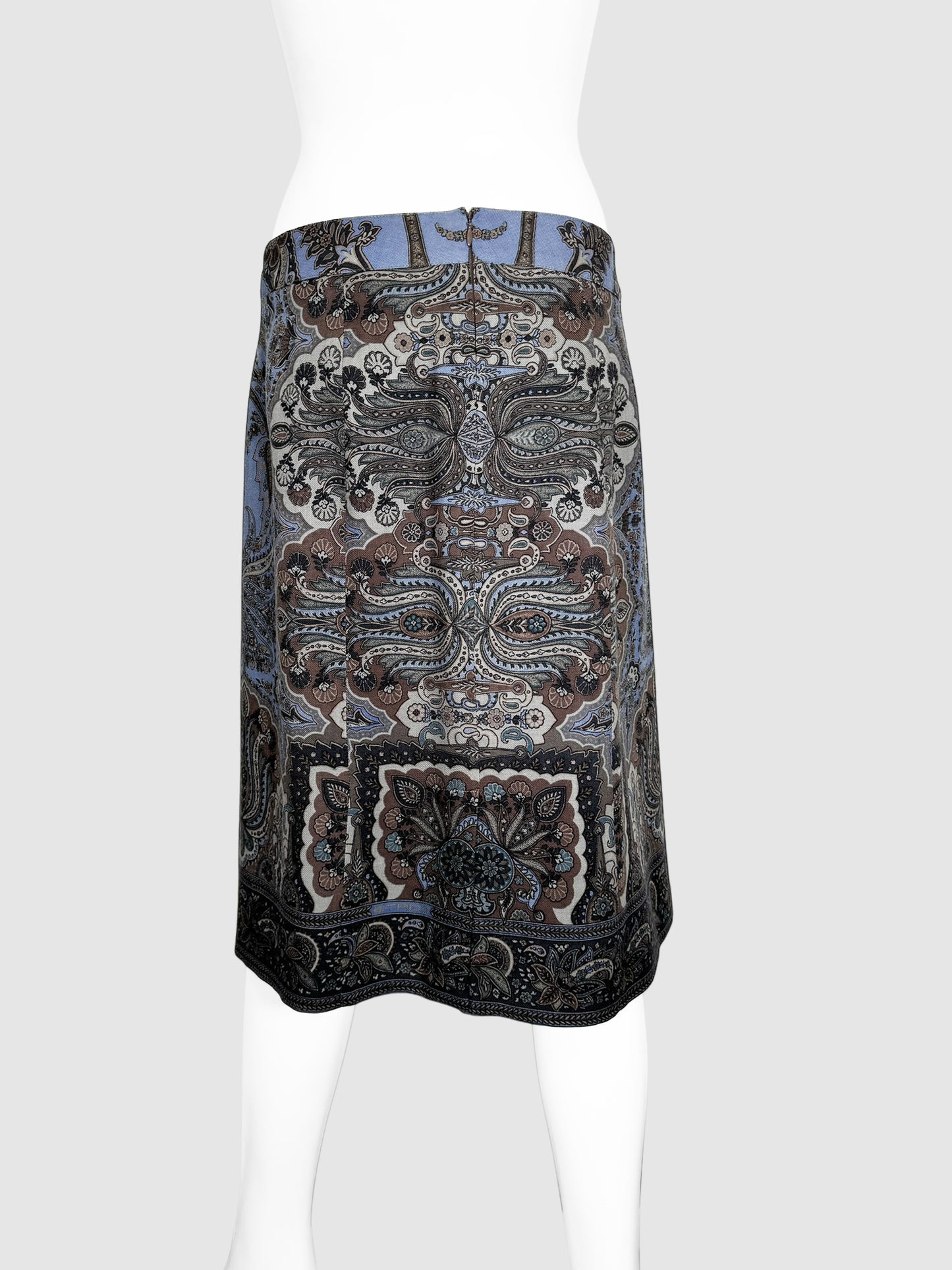 Abstract Print Knee Length Skirt - Size 42