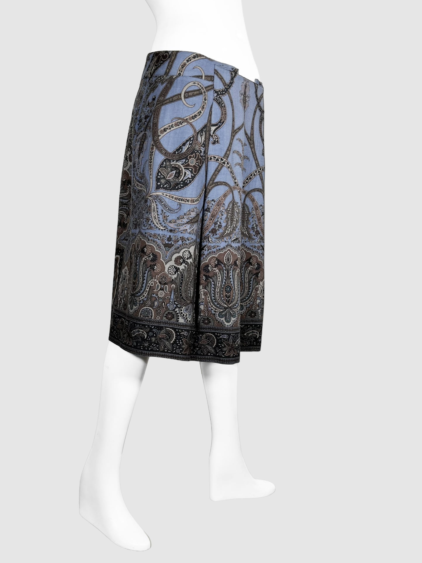 Abstract Print Knee Length Skirt - Size 42