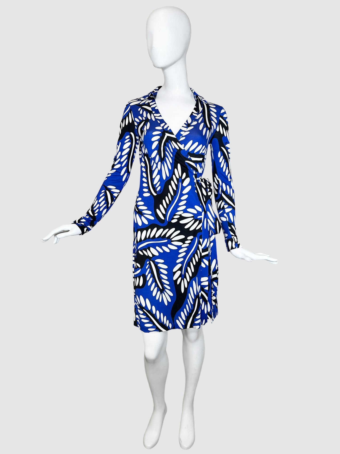 Diane von Furstenberg Floral Wrap Dress - Size 4
