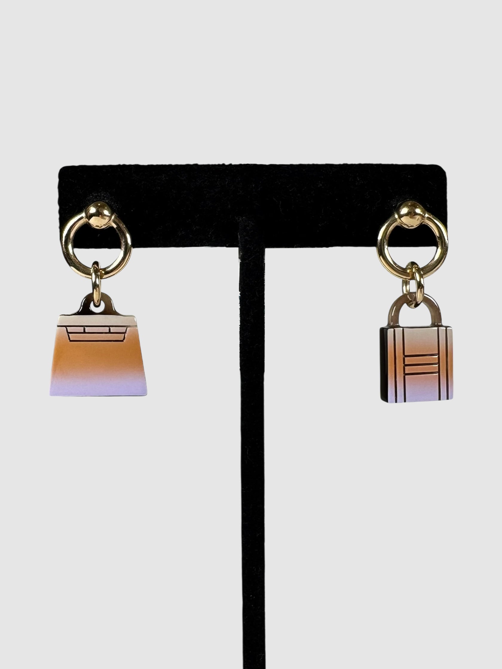 Amulette Maroquinier Earrings