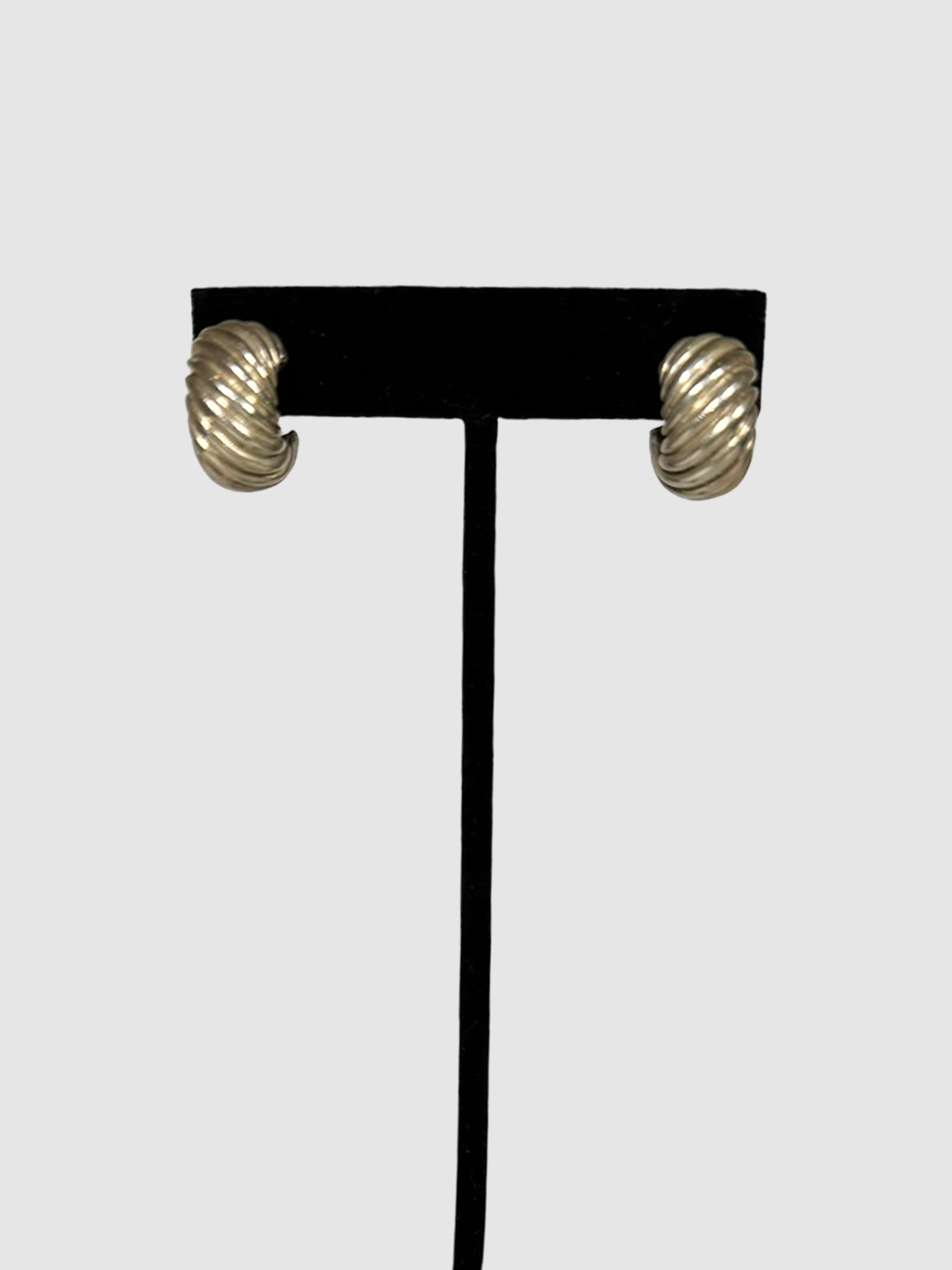 David Yurman 925 Sculpted Cable Shrimp Earrings Consignment Secondhand Designer Luxury Resale Toronto Trendy