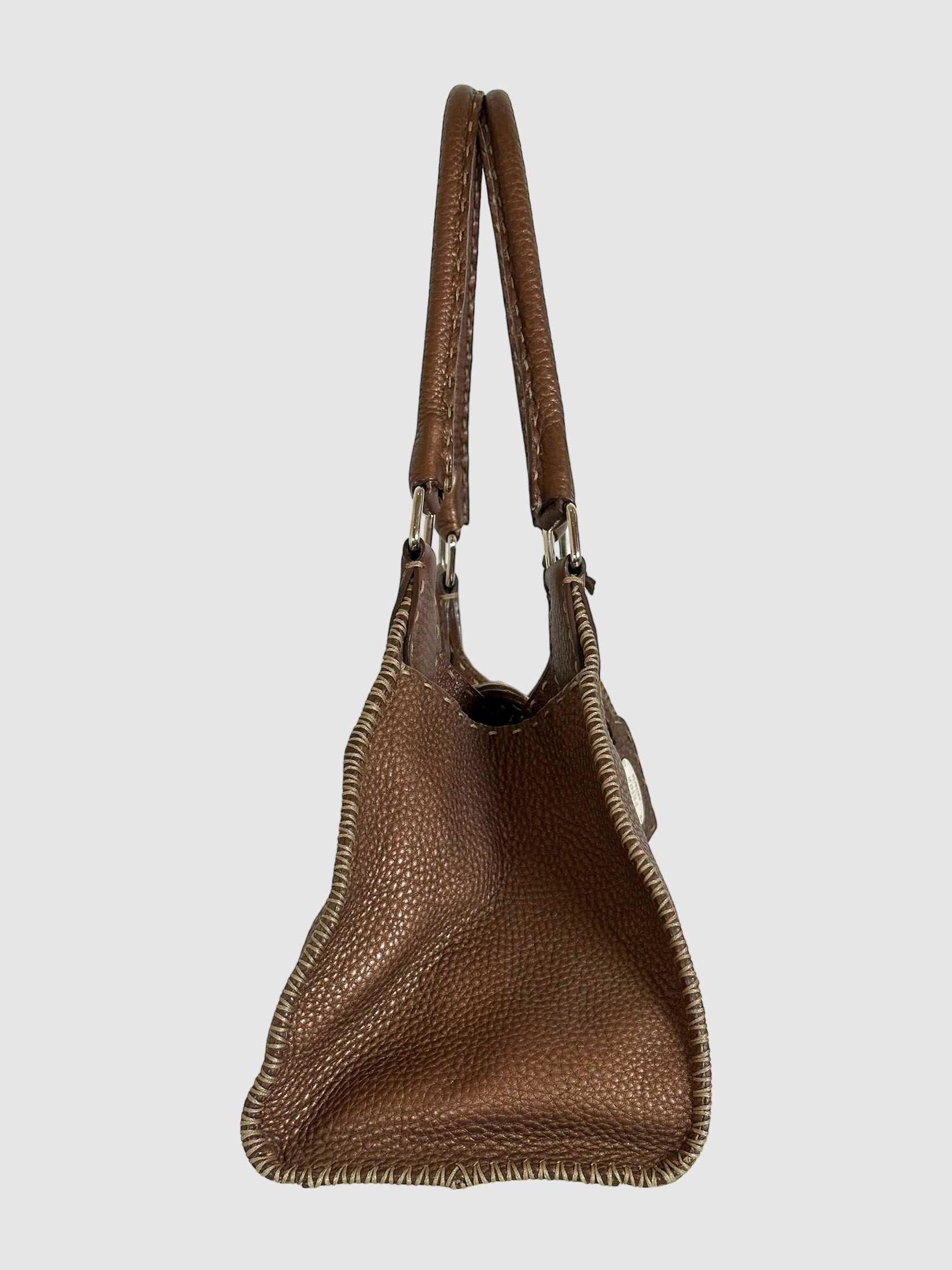 Sporty Selleria Shoulder Bag