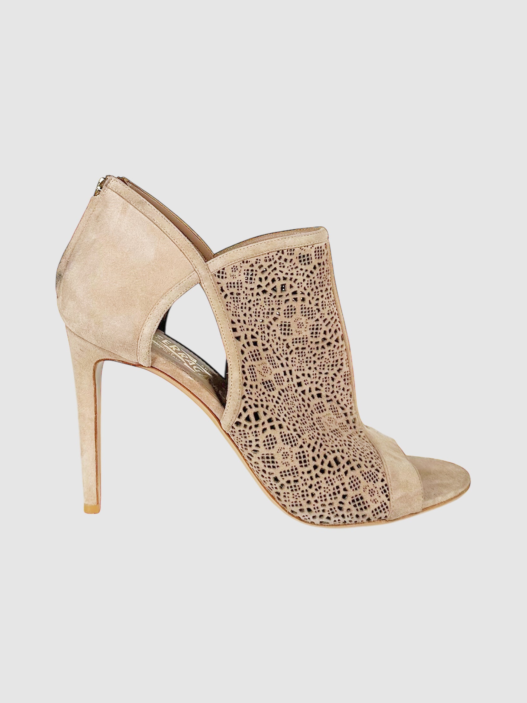 Laser Cut Pumps