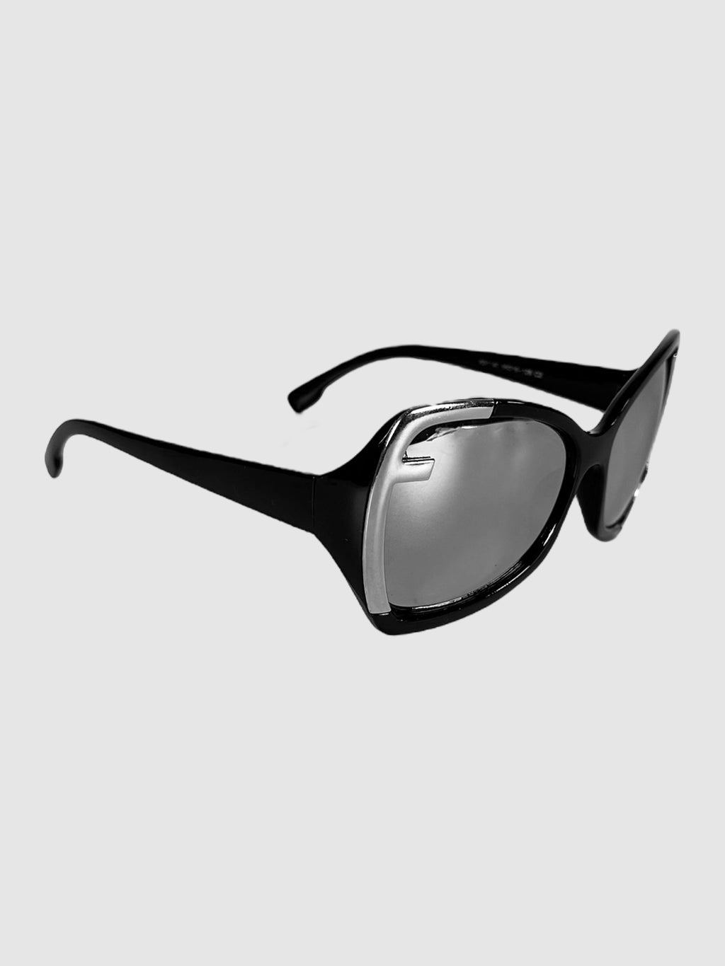 Fendi Black and Silver-Tone Oversized Reflective Sunglasses with Fendi "F" on Frame Consignment Secondhand Designer Luxury Resale Toronto Trendy
